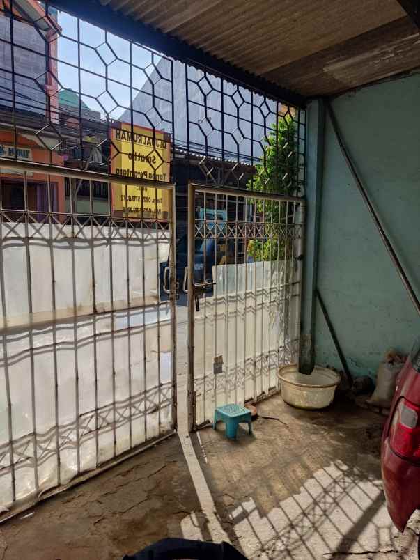 dijual rumah jl bulak banteng tengah