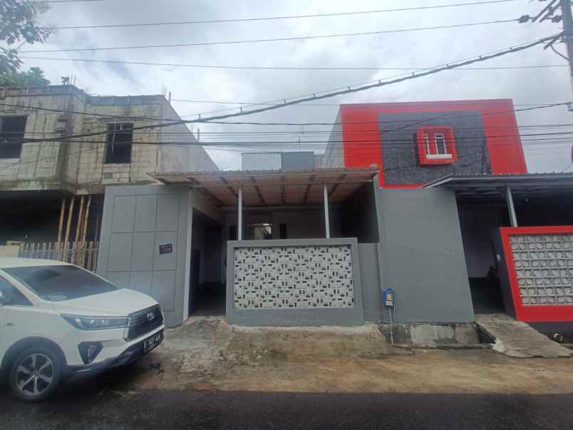 dijual rumah jl bunga bunga