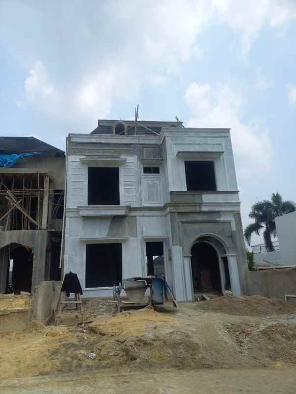 dijual rumah jl cemara kipas komplek