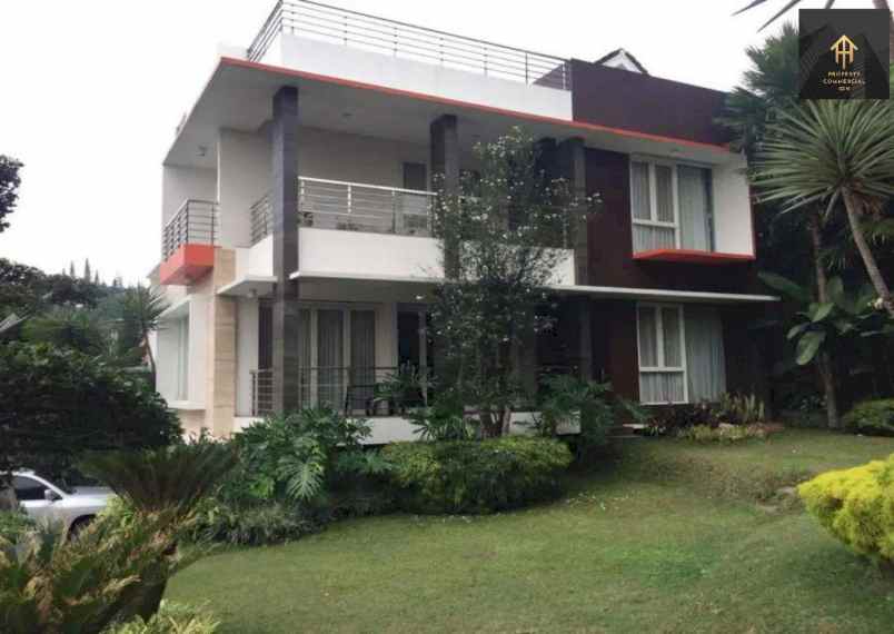 dijual rumah jl dago pakar