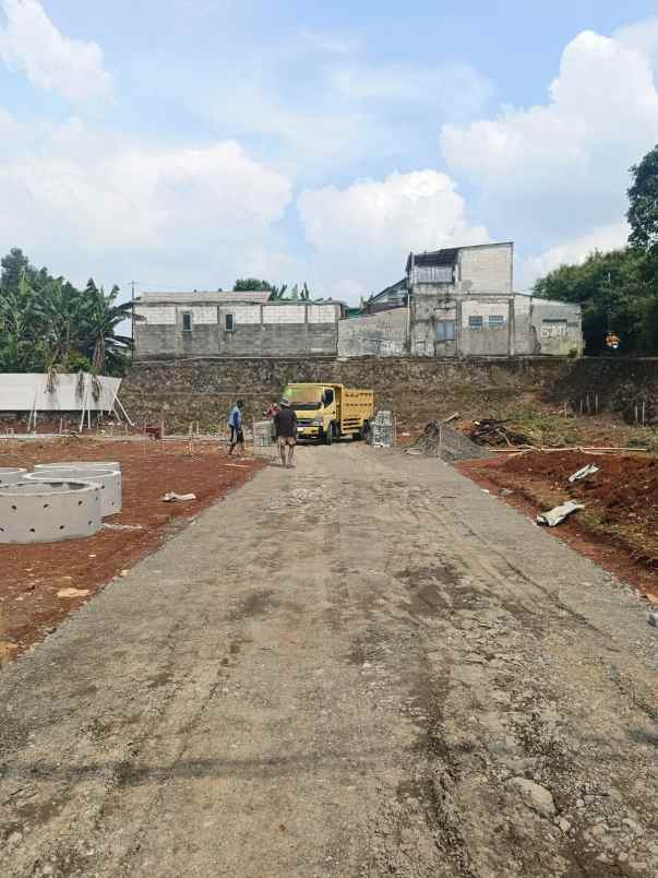 dijual rumah jl edison cilebut bar kec