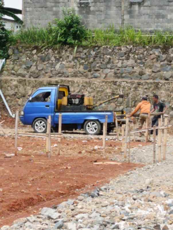 dijual rumah jl edison cilebut bar kec