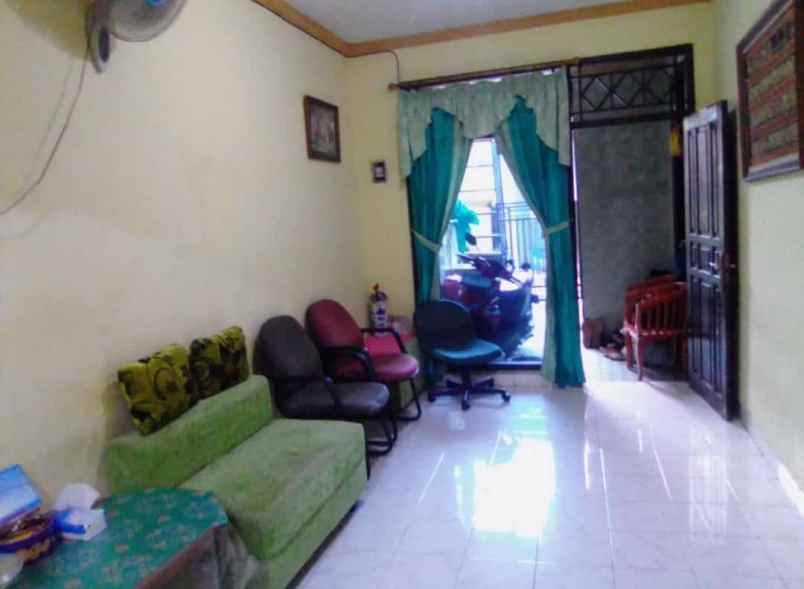 dijual rumah jl h risan