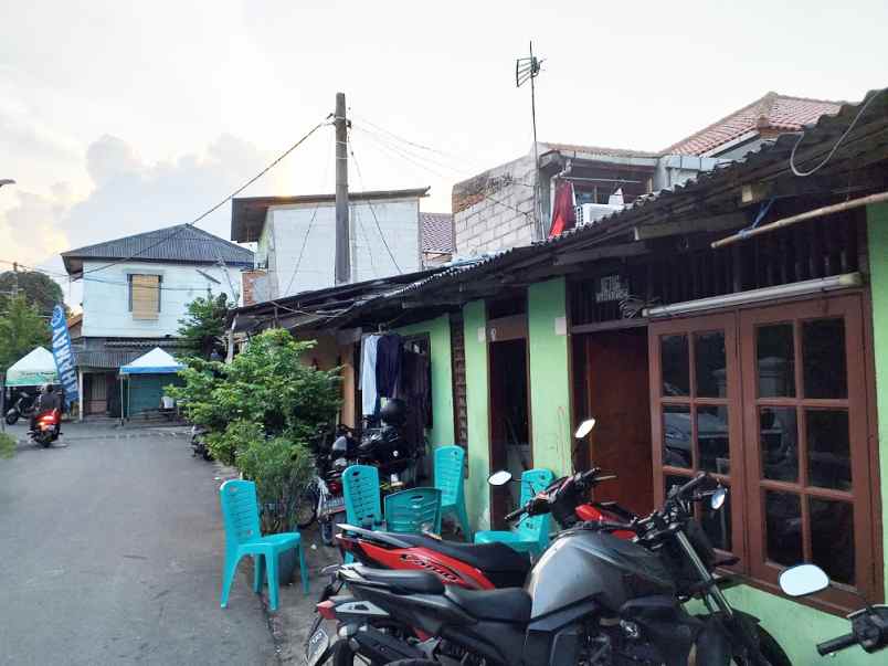 dijual rumah jl jati barang v rt 011 rw