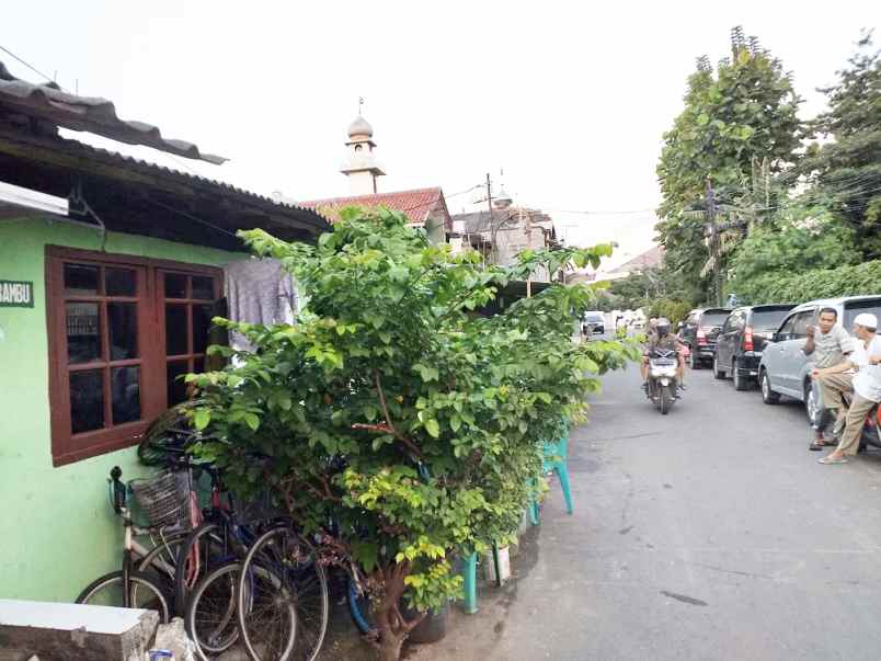 dijual rumah jl jati barang v rt 011 rw