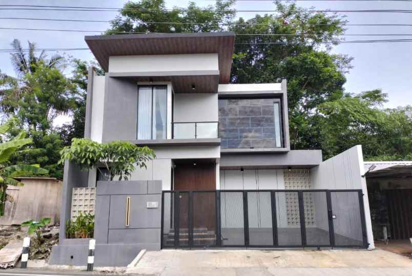 dijual rumah jl kapten harya