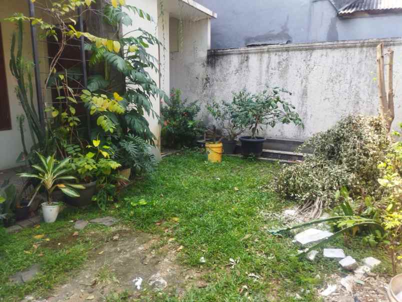 dijual rumah jl karyabakti 3 1 57 rw 11