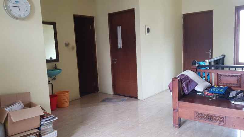 dijual rumah jl karyabakti 3 1 57 rw 11