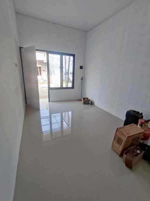 dijual rumah jl kayu gede 2 rt 02 rw 04
