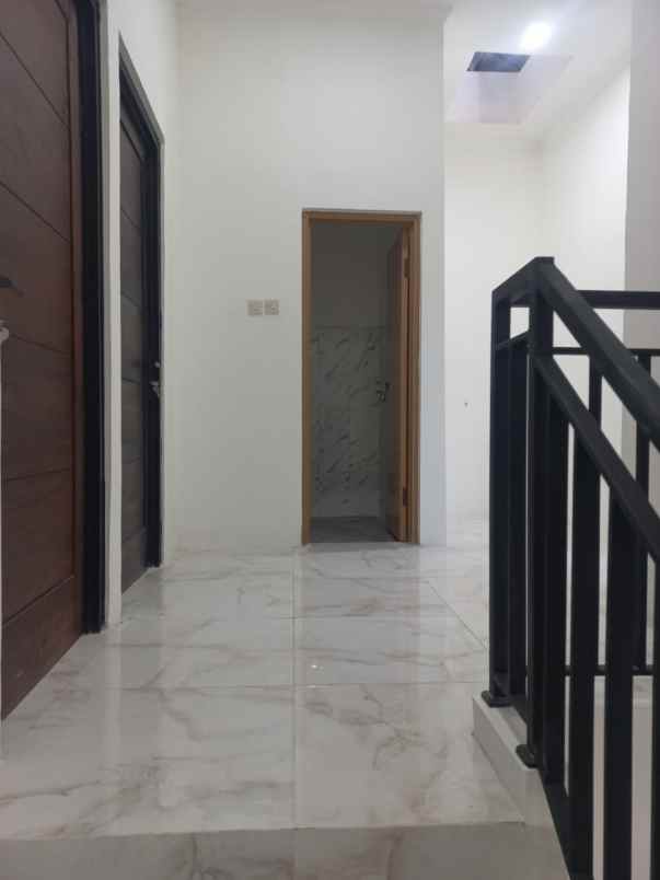 dijual rumah jl kayu gede 2 rt02 rw04