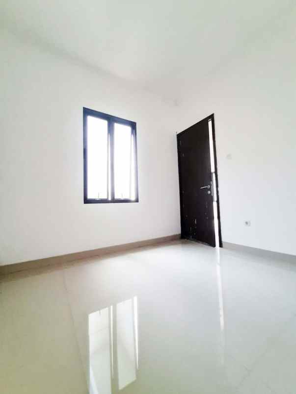 dijual rumah jl kp kedungwaringin rt 03