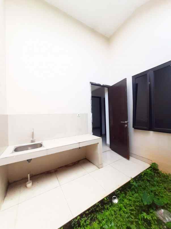 dijual rumah jl kp kedungwaringin rt 03