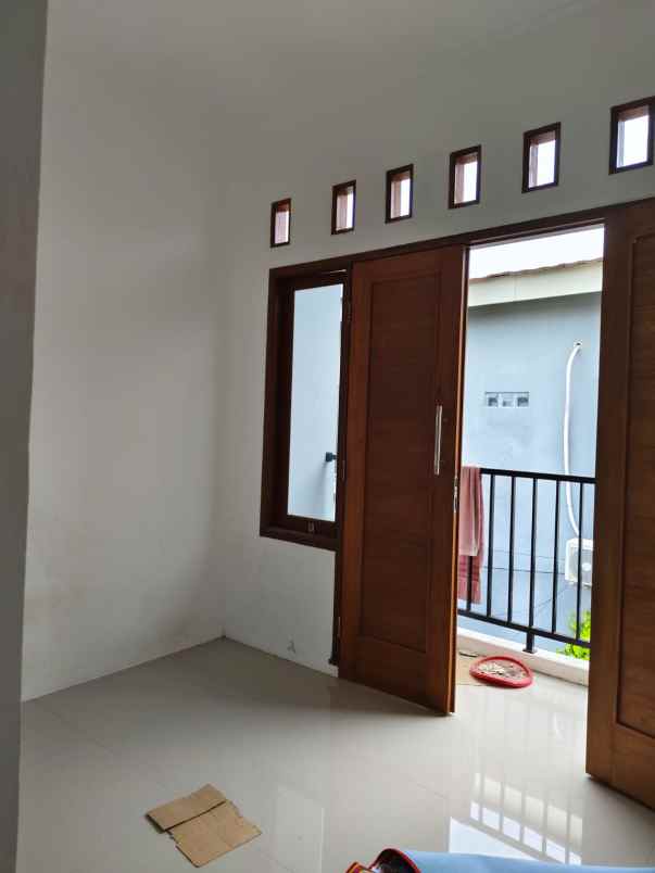 dijual rumah jl krakatau karang timur