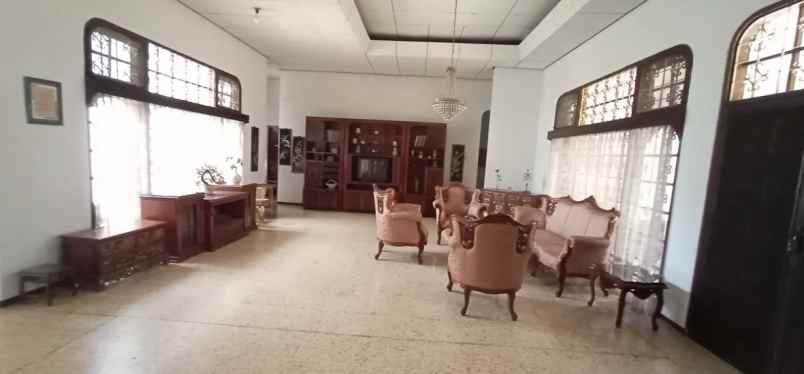 dijual rumah jl laksamana malahayati