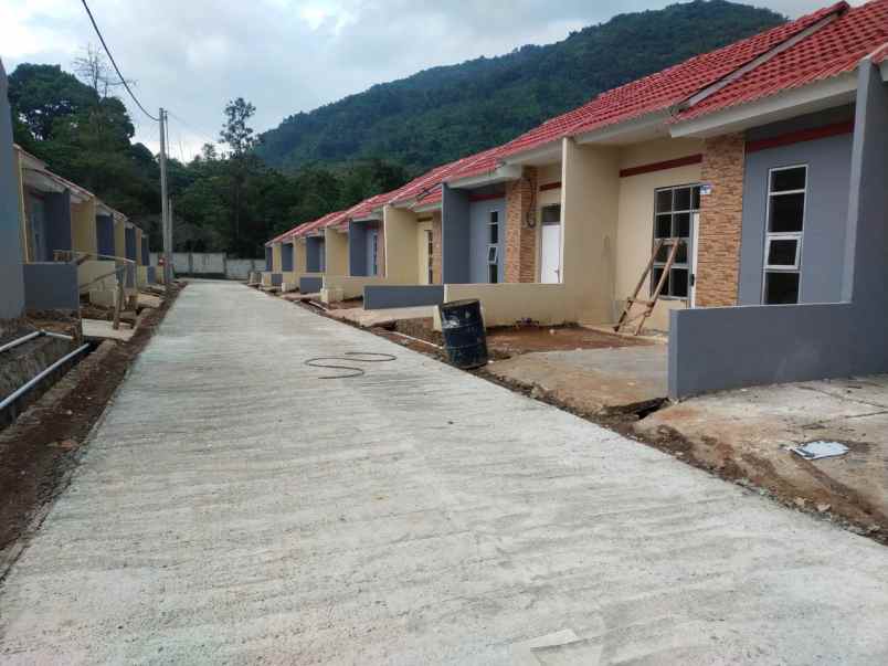 dijual rumah jl letda lukito