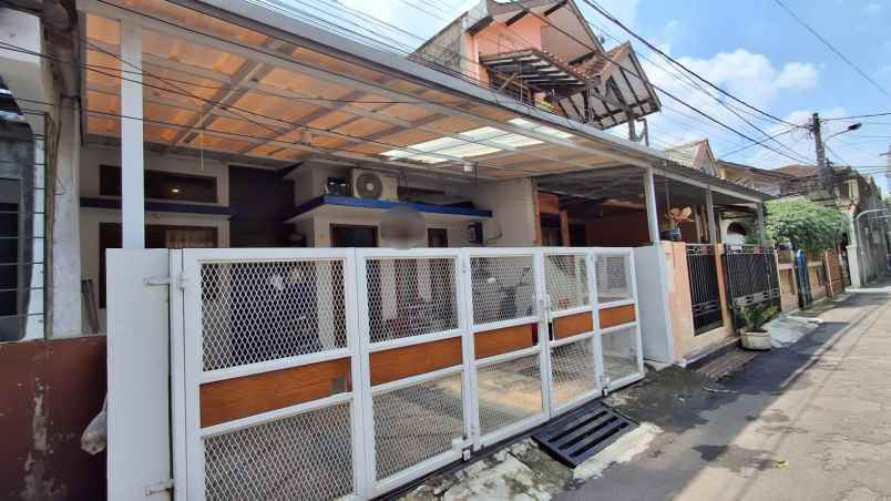 dijual rumah jl malangbong majalaya