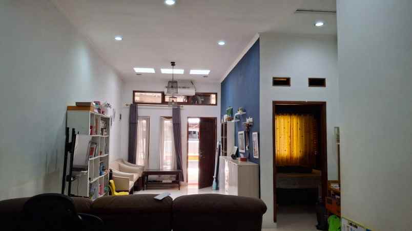 dijual rumah jl malangbong majalaya