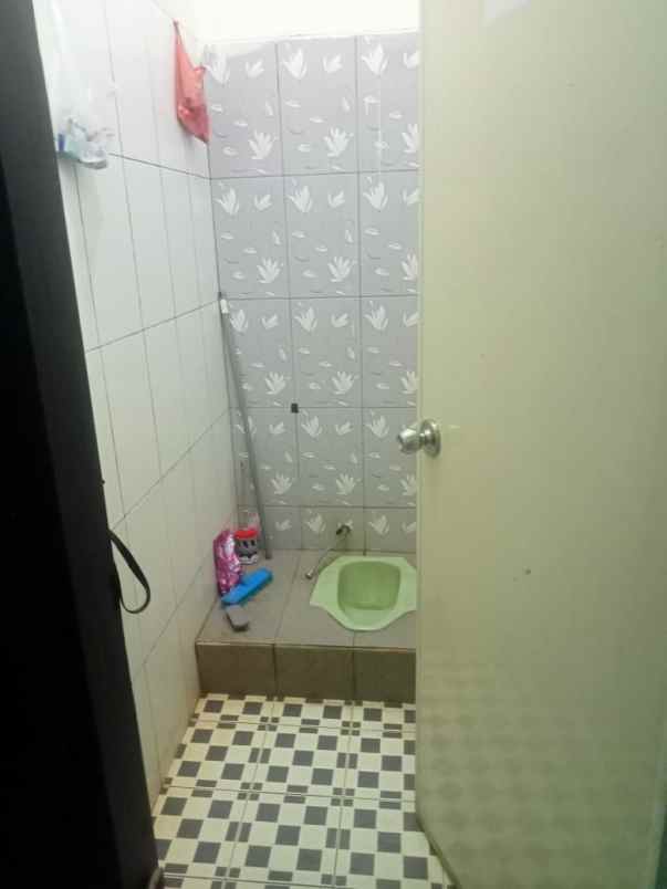 dijual rumah jl melati