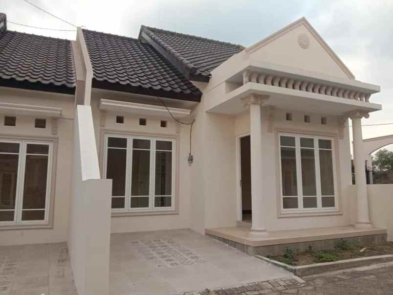 dijual rumah jl mondoroko selatan