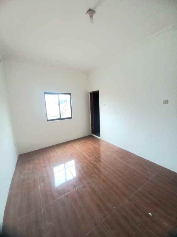 dijual rumah jl penggilingan cakung