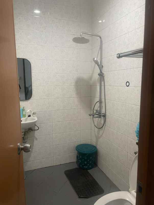 dijual rumah jl ratna jatibening bekasi