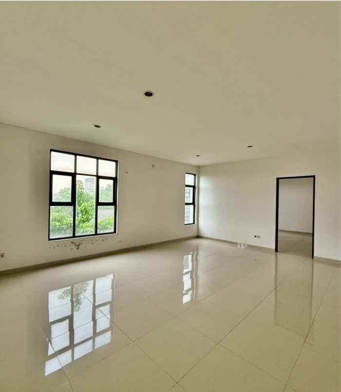 dijual rumah jl rempoa raya rc veteran