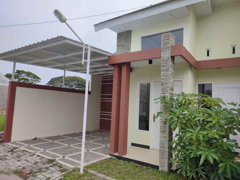 dijual rumah jl sam ratulangi klitik