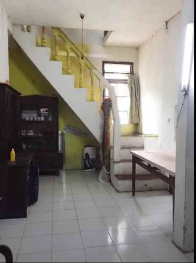 dijual rumah jl saturnus selatan