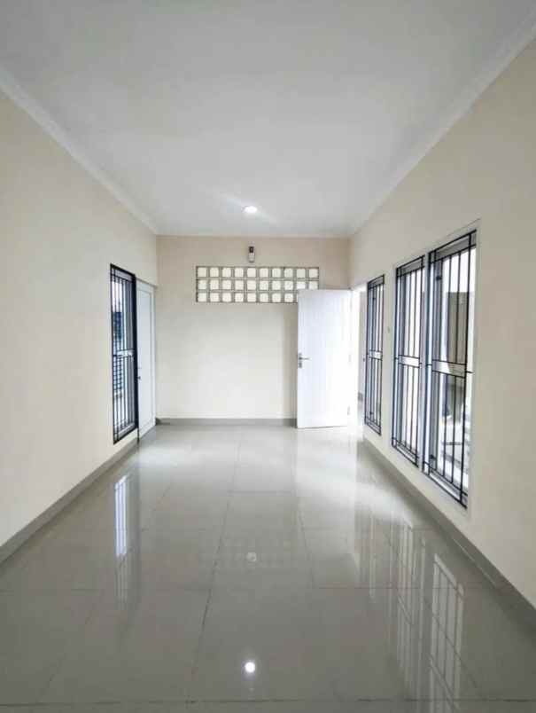 dijual rumah jl sepat raya kebagusan