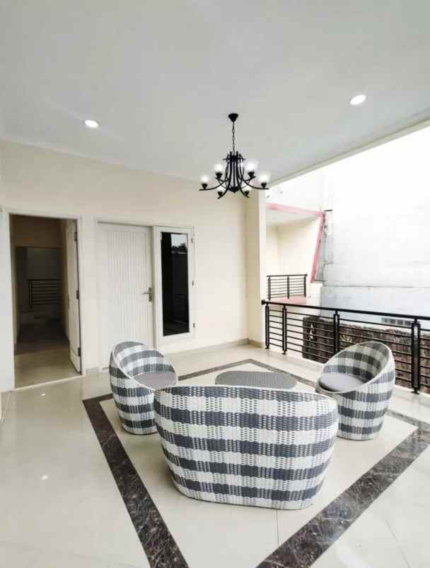 dijual rumah jl sepat raya kebagusan