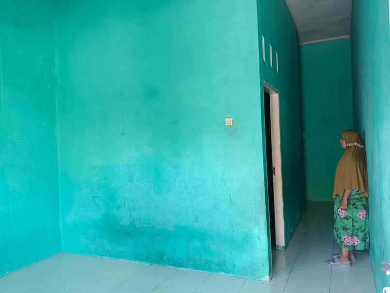 dijual rumah jl suka karya