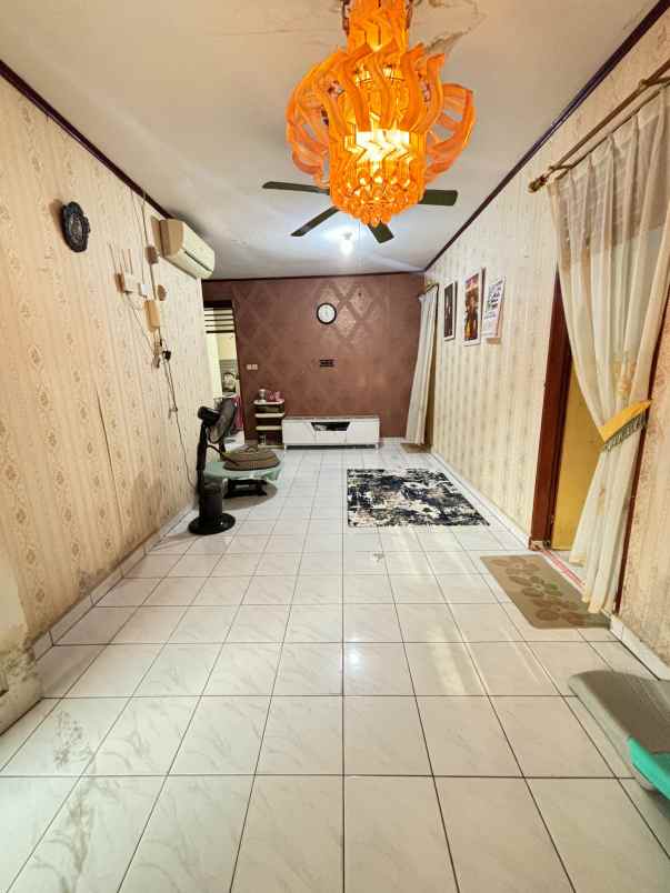 dijual rumah jl tengkubey