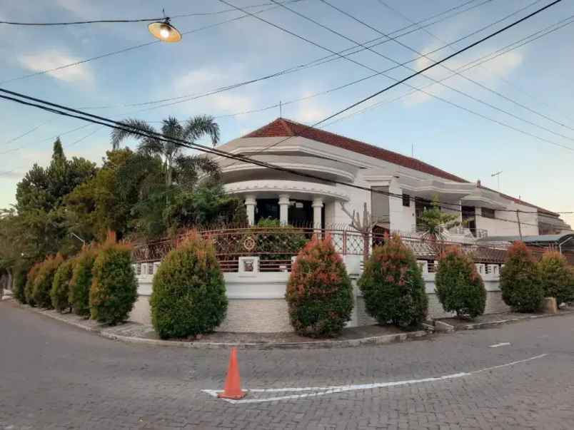 dijual rumah jl villa kalijudan indah