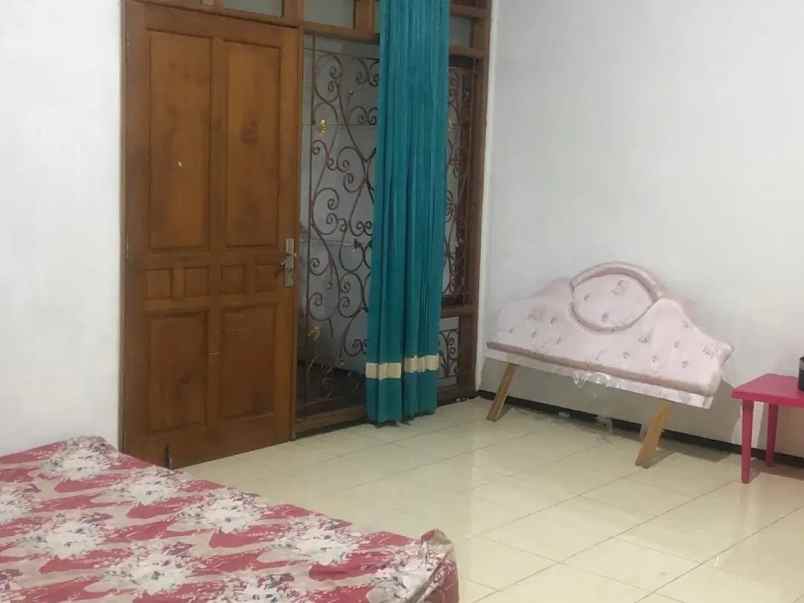 dijual rumah jl villa kalijudan indah