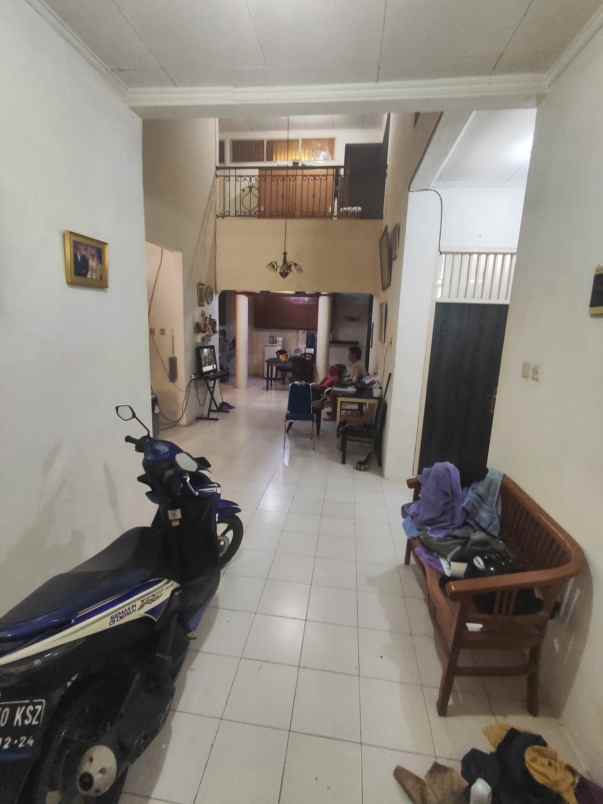 dijual rumah jl zamrud jati rasa