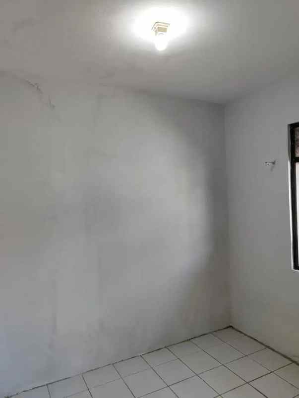 dijual rumah jurangmangu timur