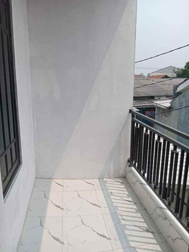 dijual rumah kalibaru cilodong