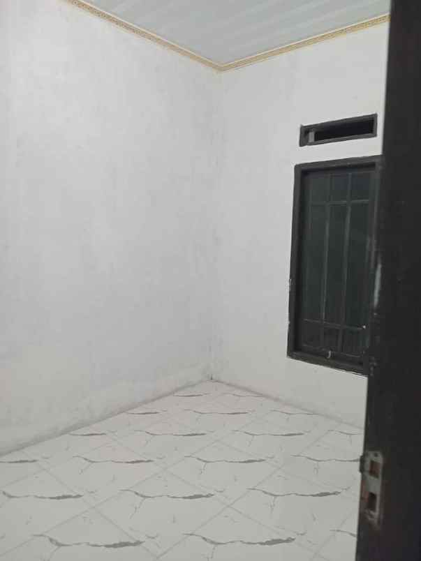 dijual rumah kalibaru cilodong