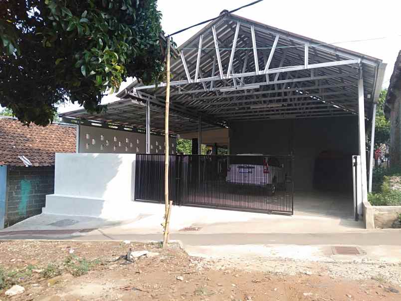 dijual rumah kampung di desa sipak jasinga bogor