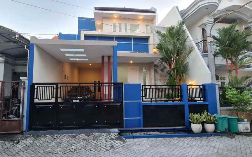 dijual rumah karah tama