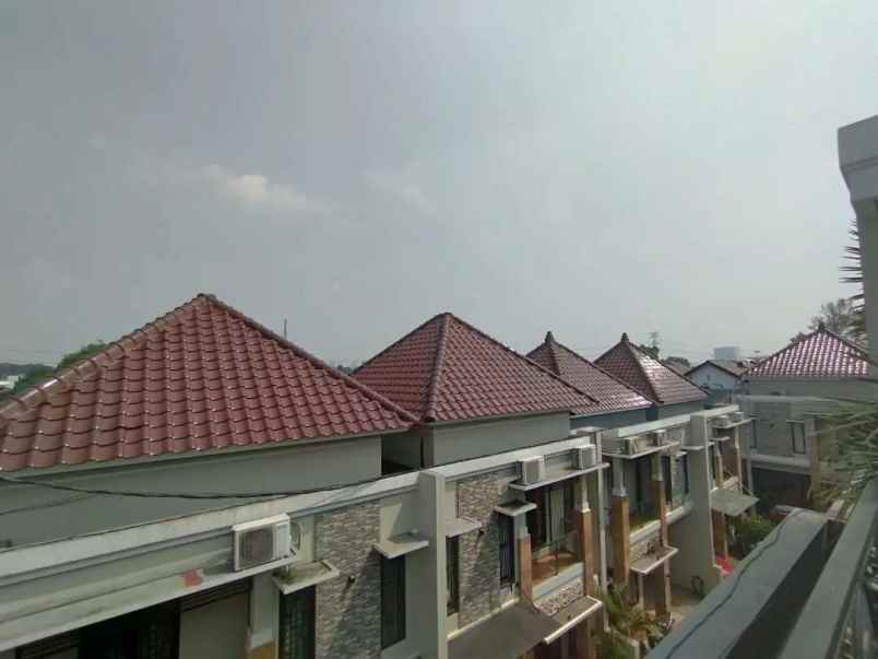 dijual rumah kebagusan