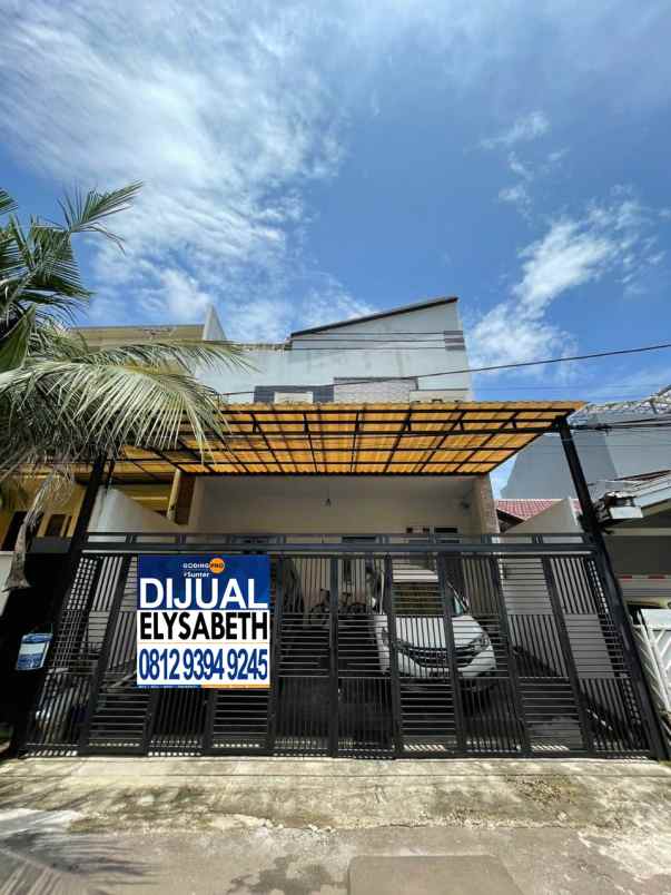 dijual rumah kelapa gading