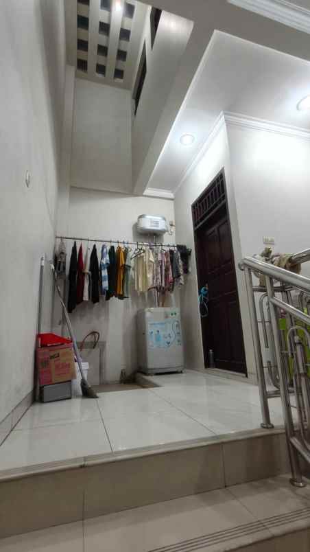 dijual rumah kelapa gading