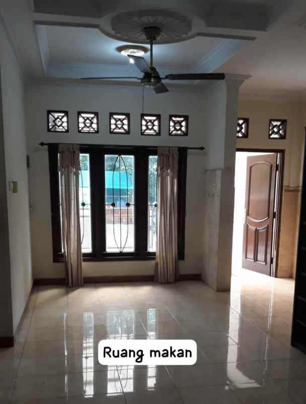 dijual rumah kelapa gading