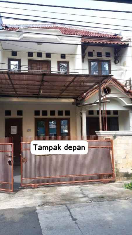 dijual rumah kelapa gading