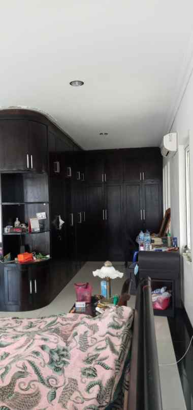 dijual rumah kelapa gading