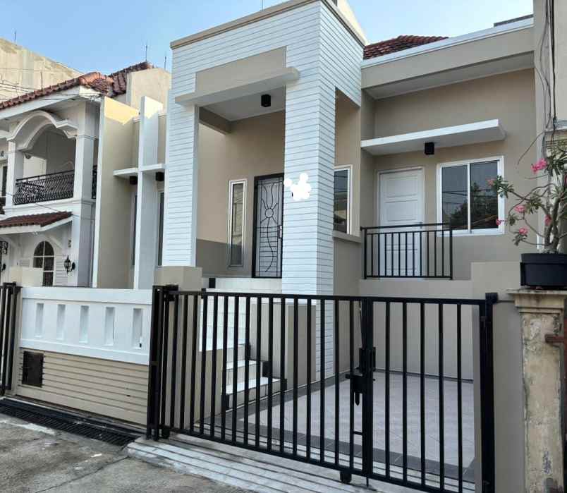 dijual rumah kelapa gading jakarta