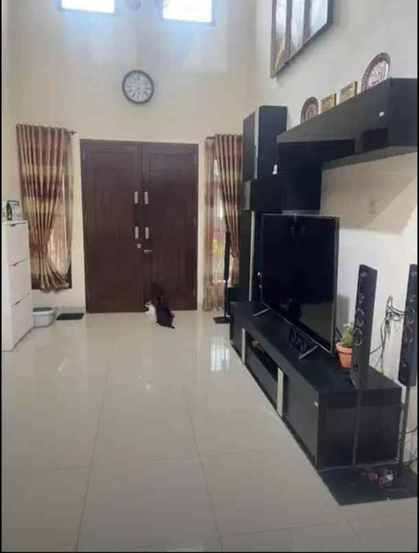 dijual rumah kemang pratama 3 rawalumbu