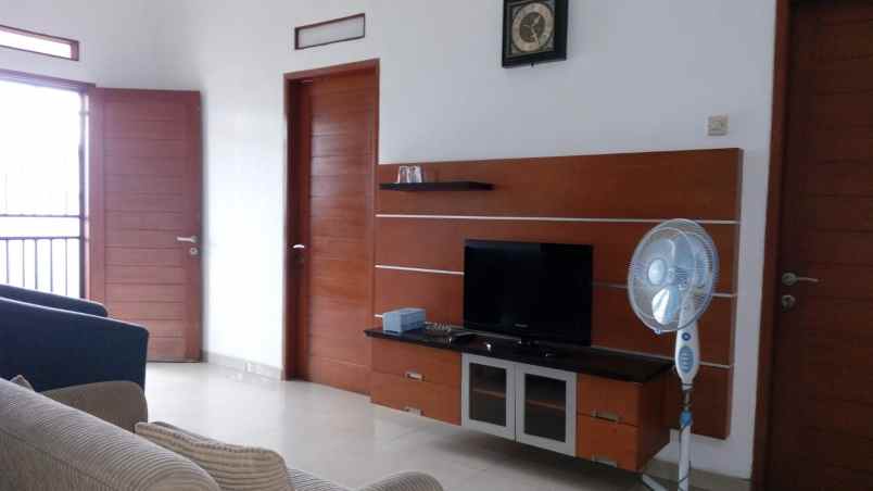 dijual rumah kemayoran