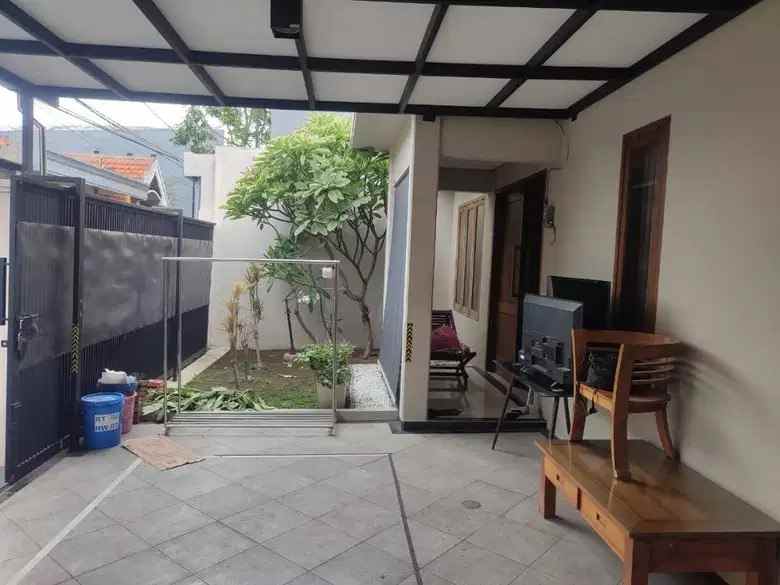 dijual rumah kemlaten karang pilang surabaya